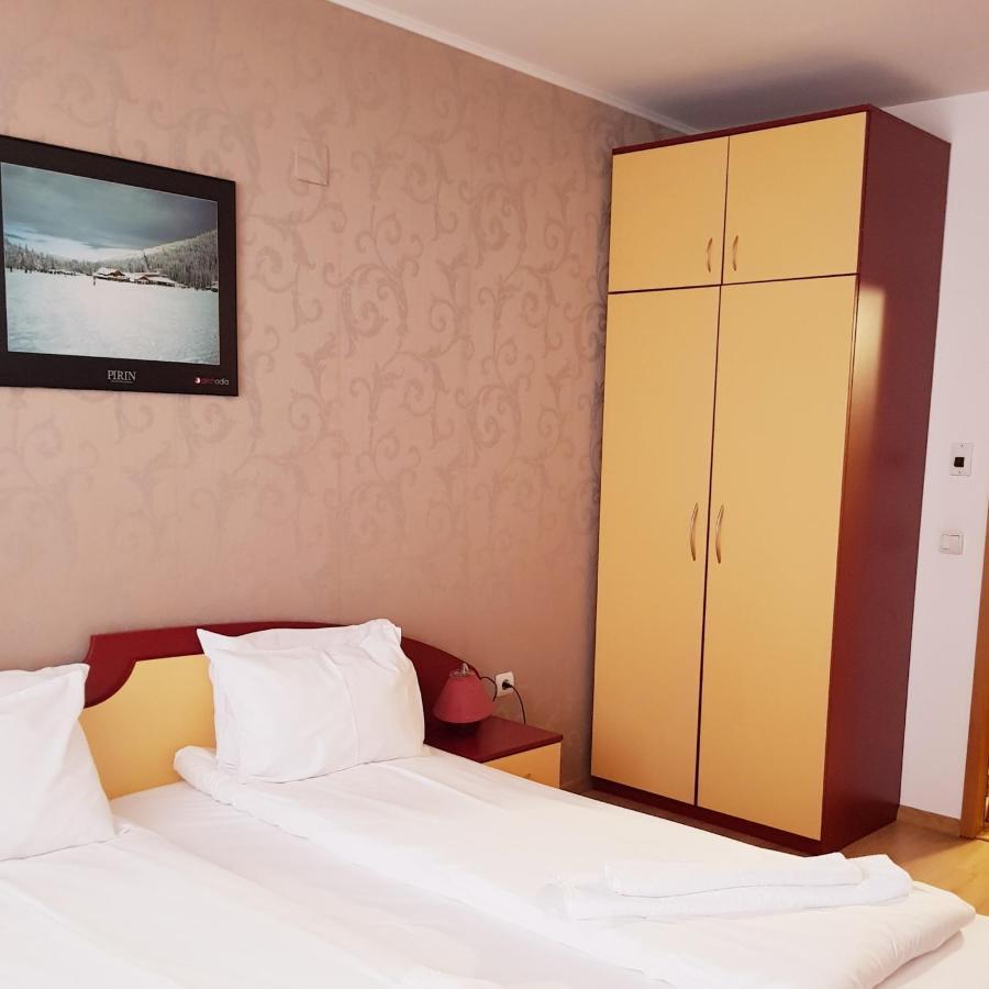 Todorini Kuli Apartments Банско Экстерьер фото