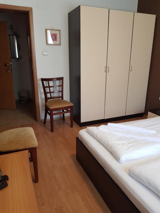 Todorini Kuli Apartments Банско Экстерьер фото