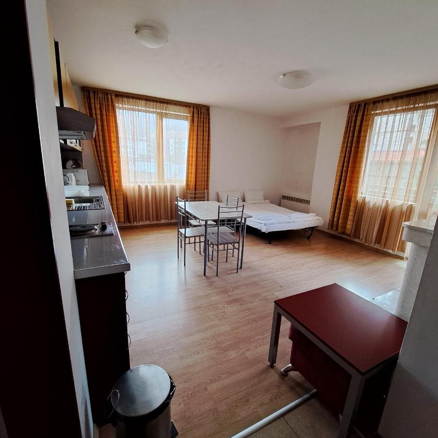 Todorini Kuli Apartments Банско Экстерьер фото