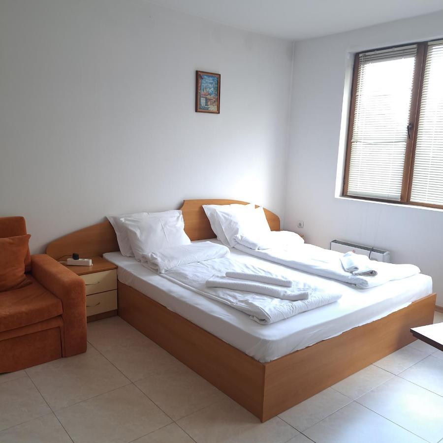 Todorini Kuli Apartments Банско Экстерьер фото