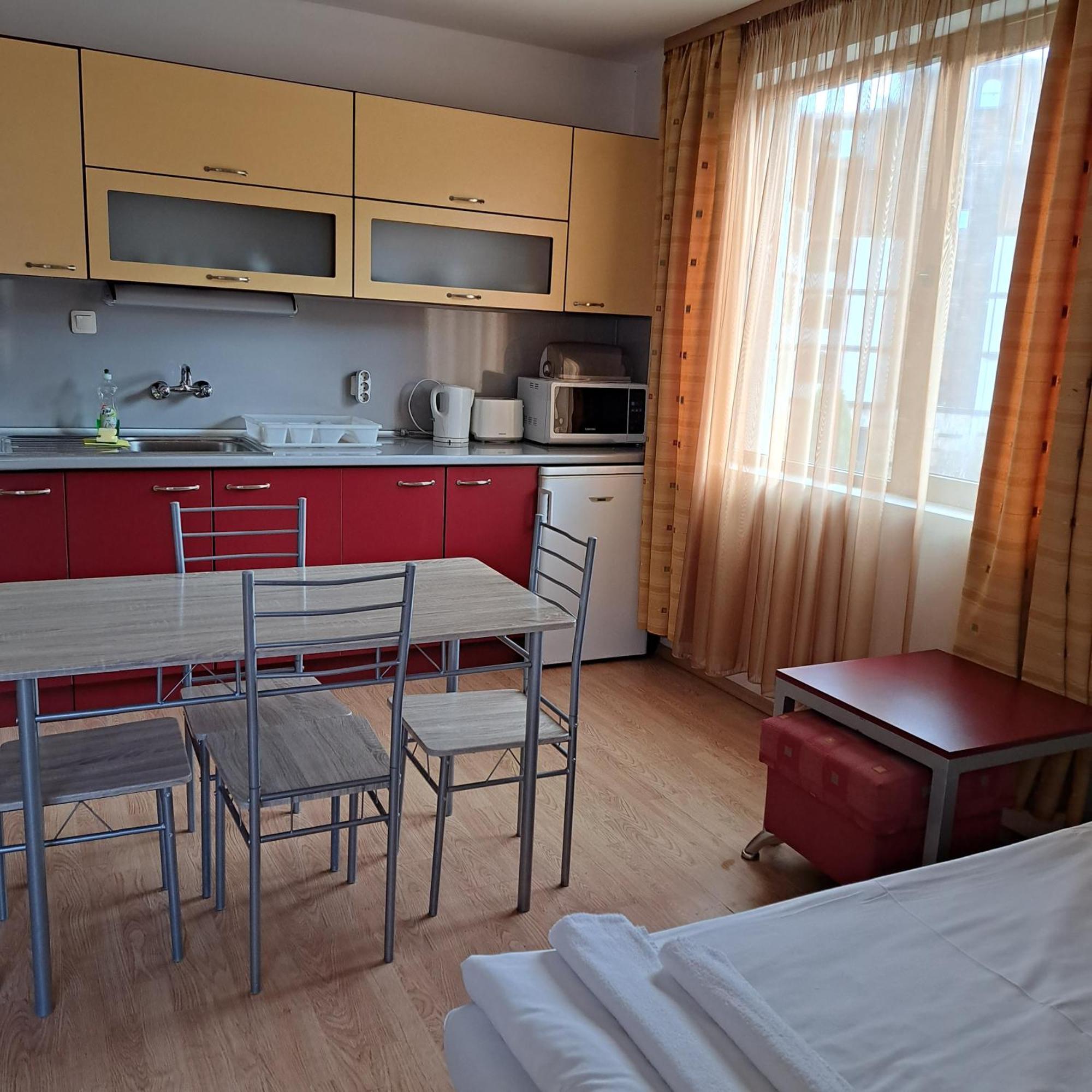 Todorini Kuli Apartments Банско Номер фото